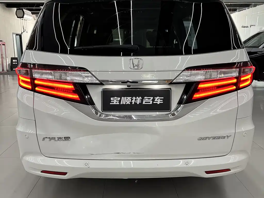 Honda Odyssey 2019 — фото 8