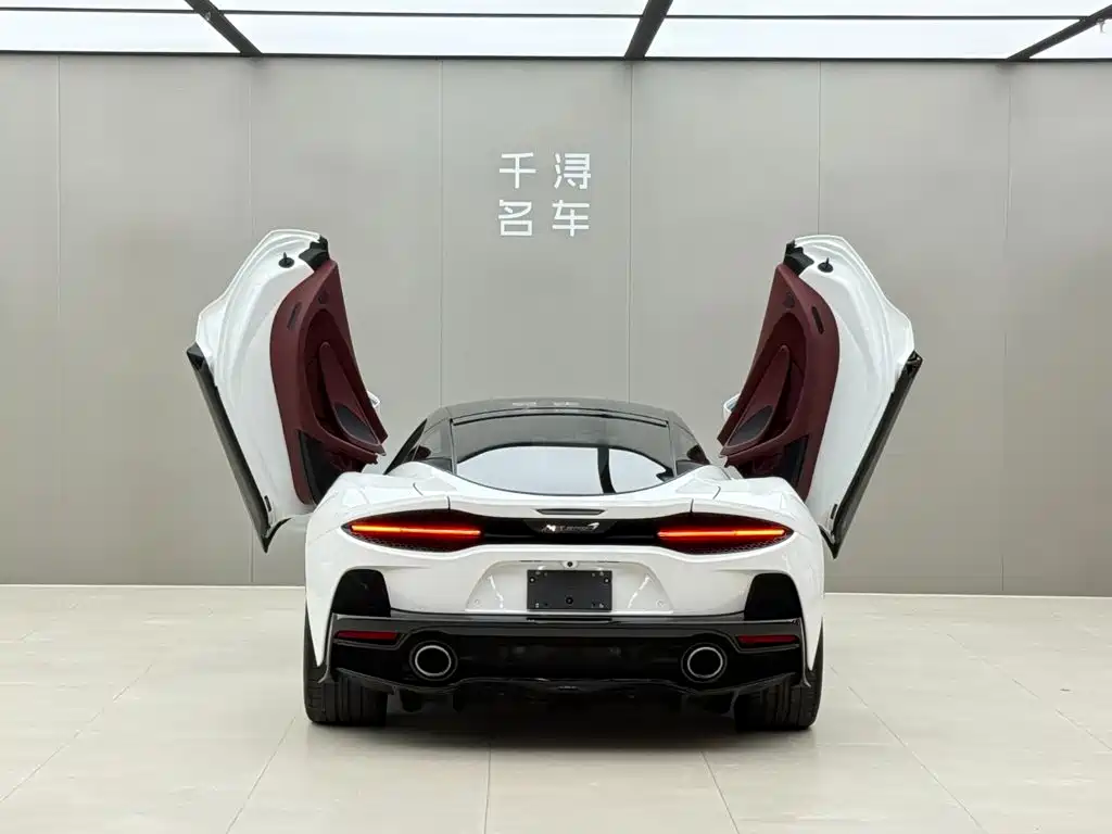 McLaren GT 2022 — фото 14