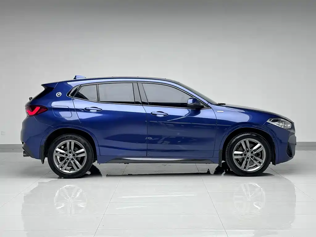 BMW X2 2022 — фото 5