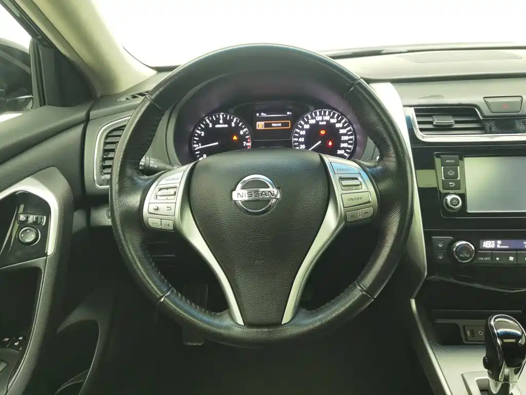 Nissan Teana 2018 — фото 11