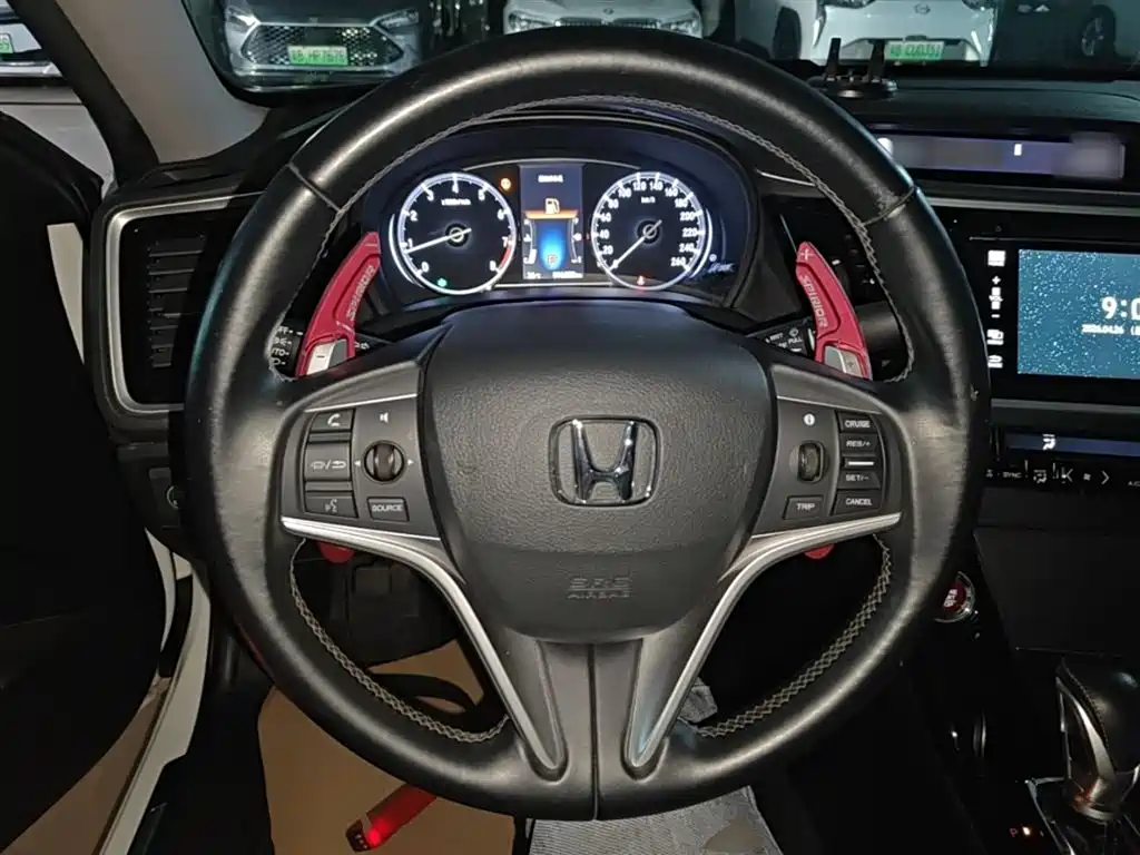 Honda Spirior 2017 — фото 11