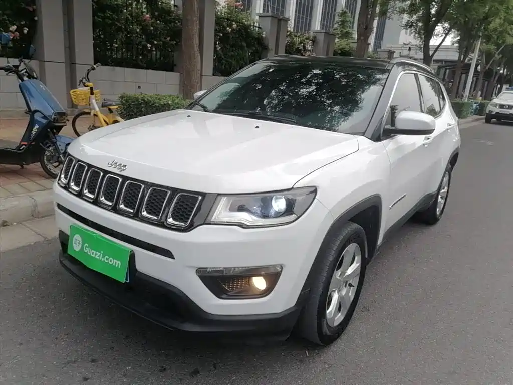 Jeep Compass 2020 — фото 1