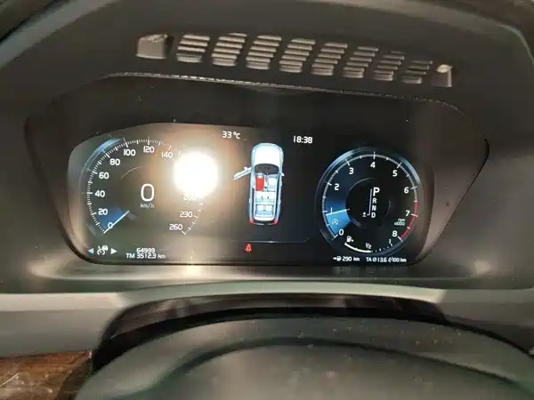 Volvo XC90 2016