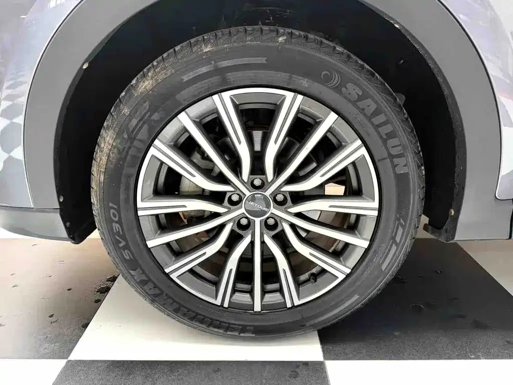 Jetour X70 PLUS 2023