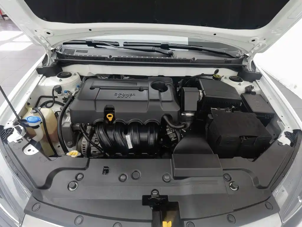 Geely Emgrand 2021