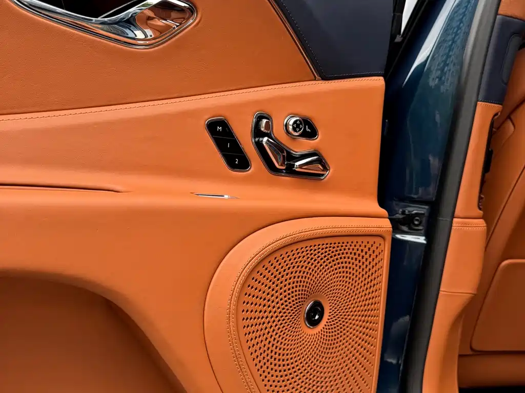 Bentley Flying Spur 2021 — фото 8