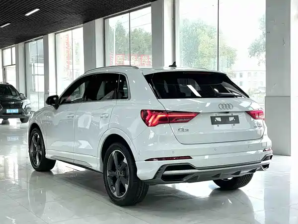 Audi Q3 2022