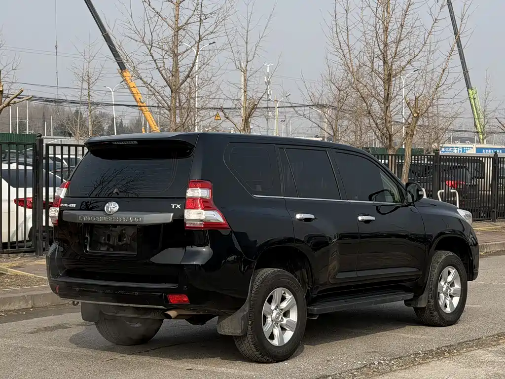 Toyota Prado 2015 — фото 4