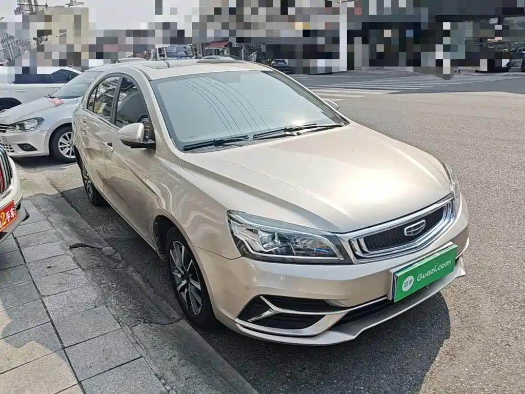Geely Emgrand 2021
