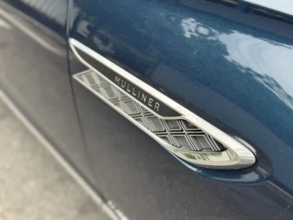 Bentley Flying Spur 2021 — фото 16