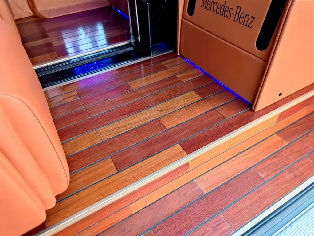 Mercedes-Benz Sprinter 2017 — фото 35