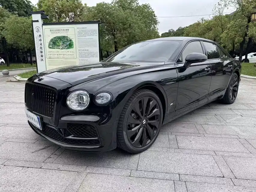 Bentley Flying Spur 2022 — фото 1