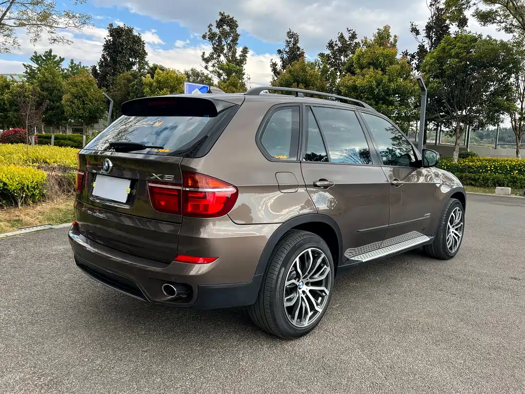 BMW X5 2012 — фото 11