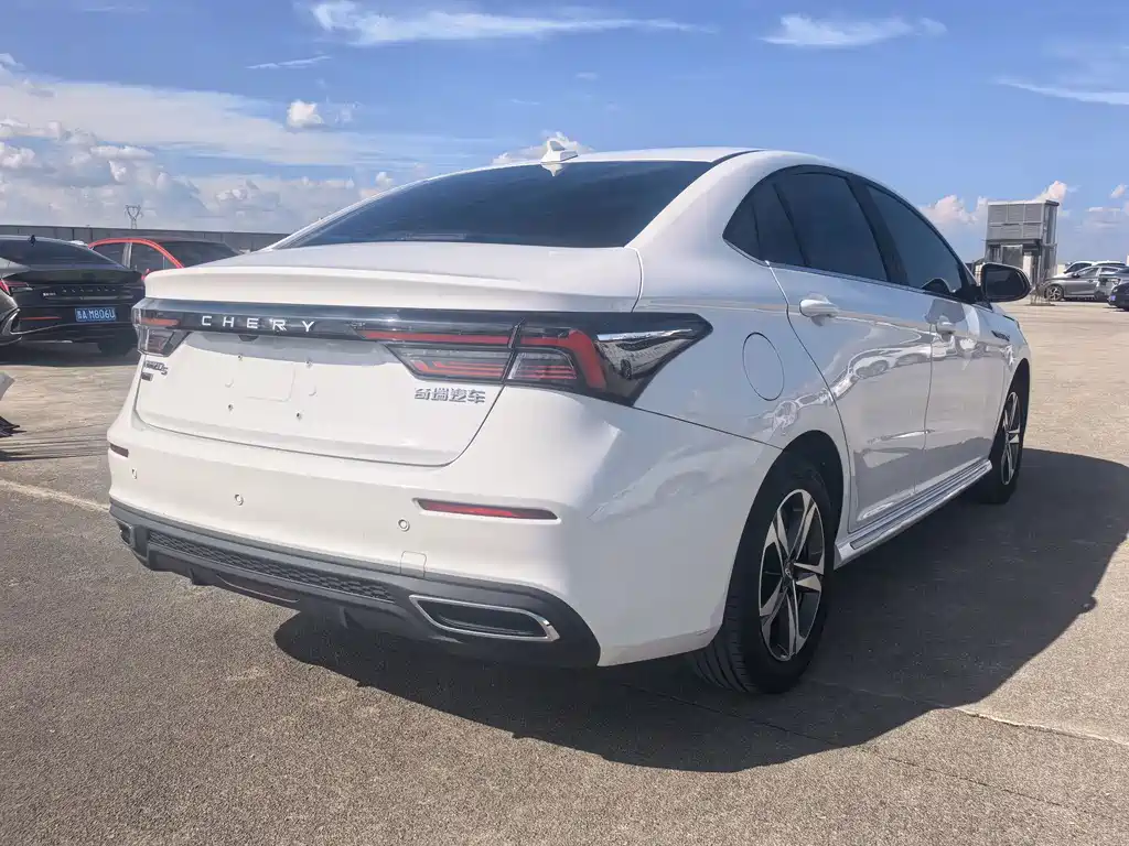 Chery Arrizo 5 PLUS 2022