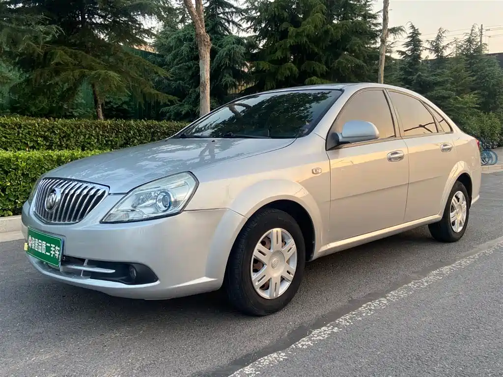 Buick Excelle 2013