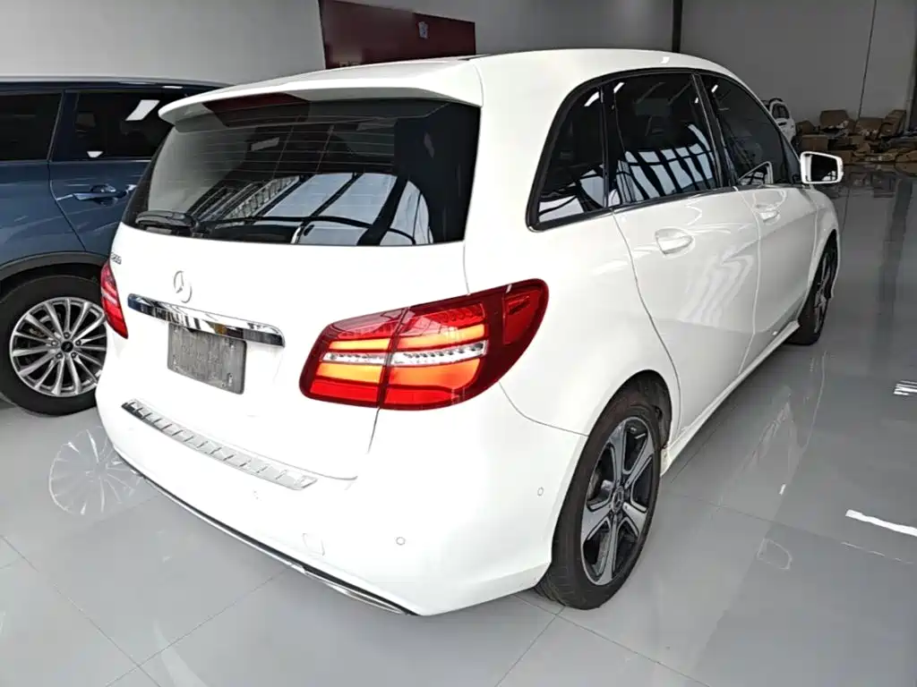 Mercedes-Benz B-Class 2017