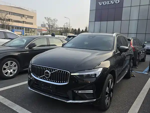 Volvo XC60 Plug-In Hybrid 2026