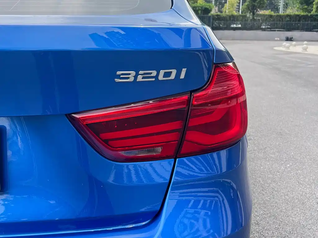 BMW 3 Series GT 2019 — фото 11