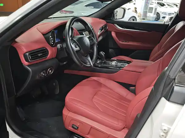 Maserati Levante 2017