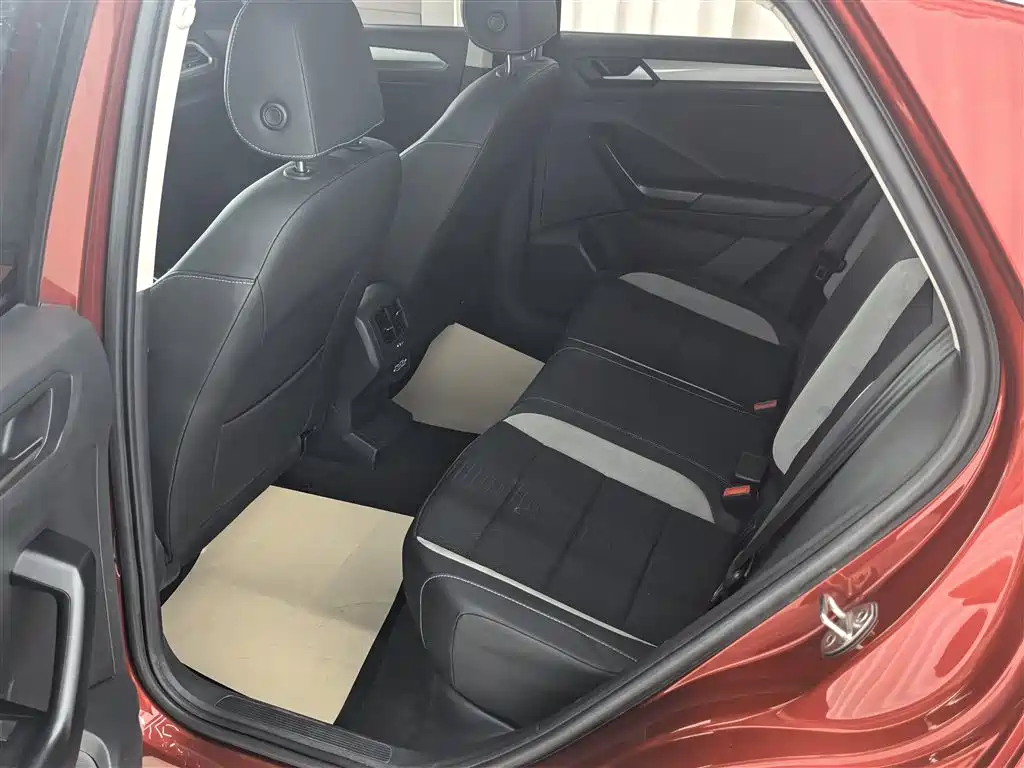 Volkswagen T-Roc 2020 — фото 13