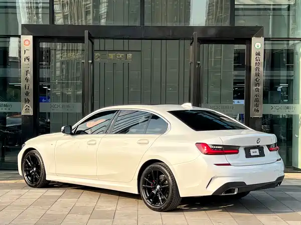 BMW 3 Series 2022