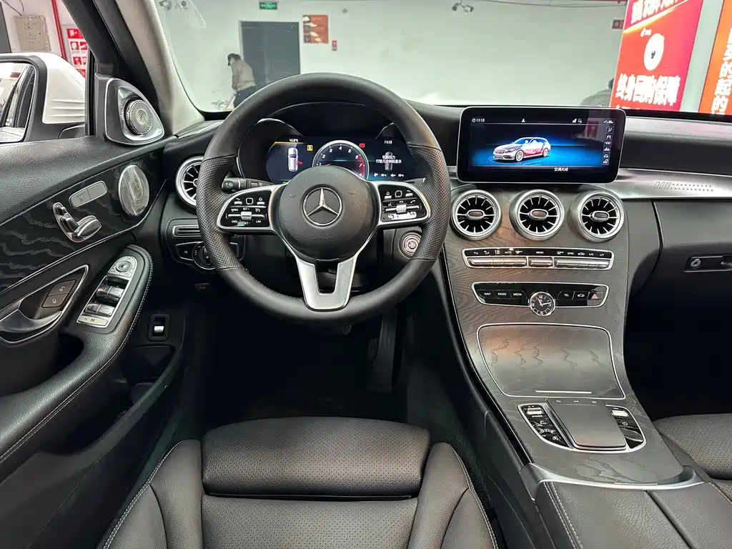 Mercedes-Benz C-Class 2020 — фото 15
