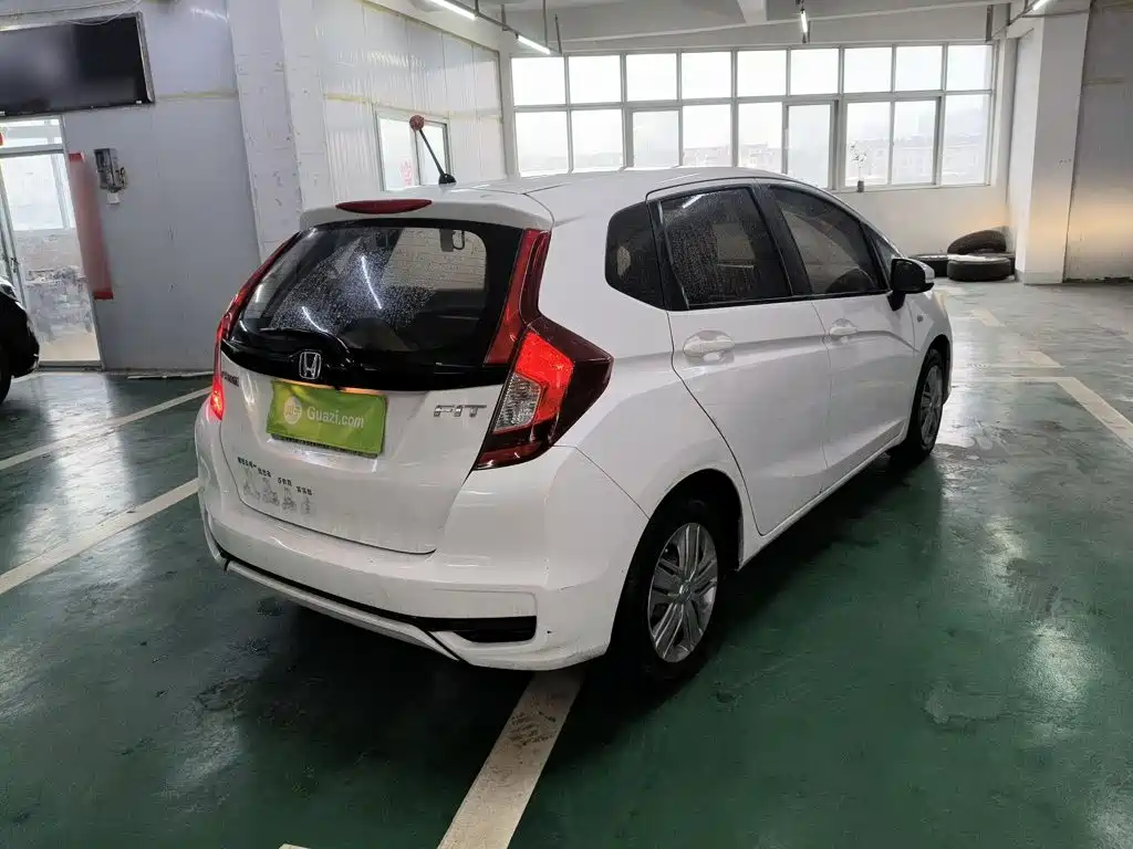 Honda Fit 2019 — фото 5