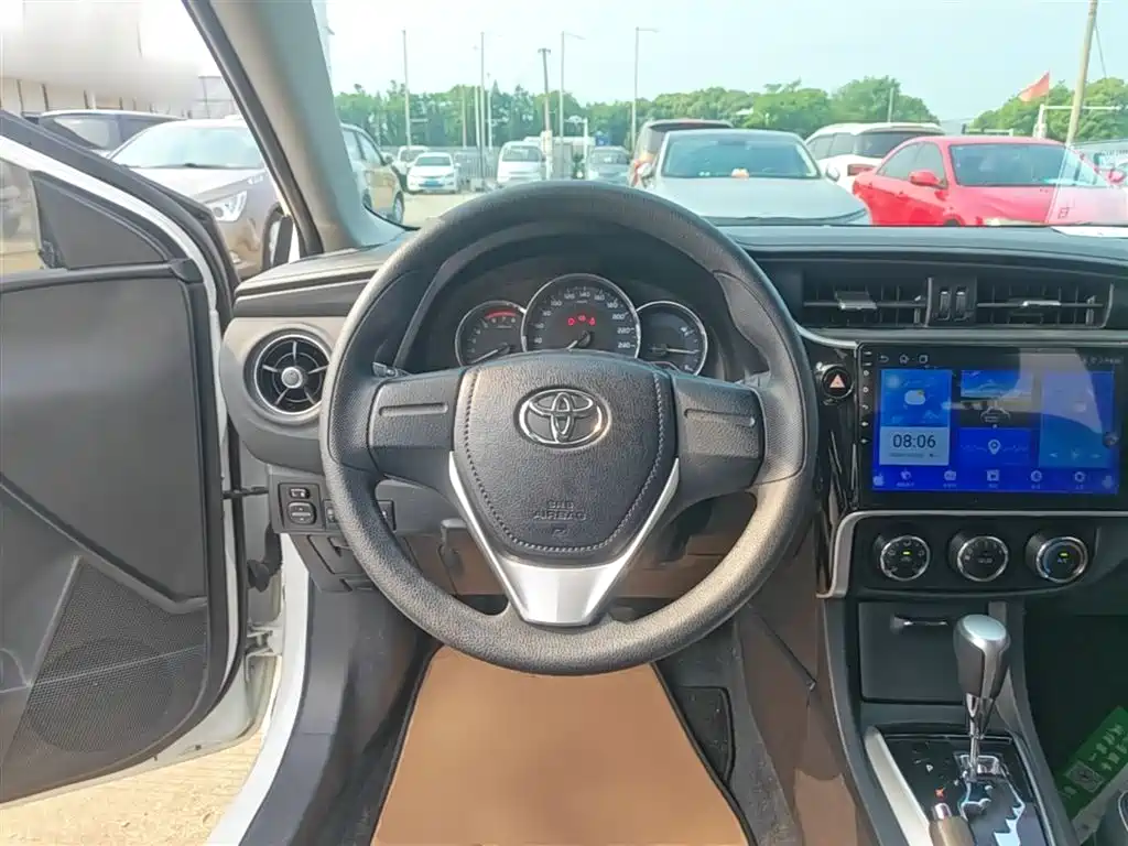 Toyota Corolla 2019 — фото 11