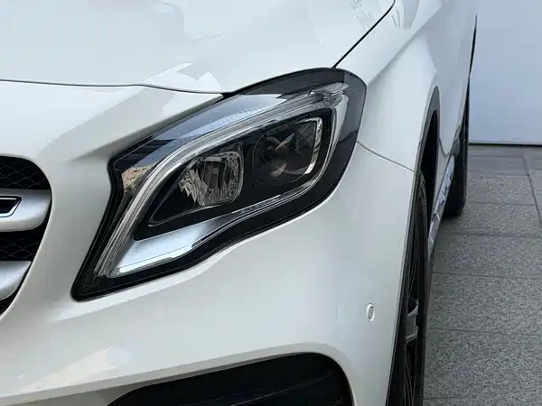 Mercedes-Benz GLA 2019