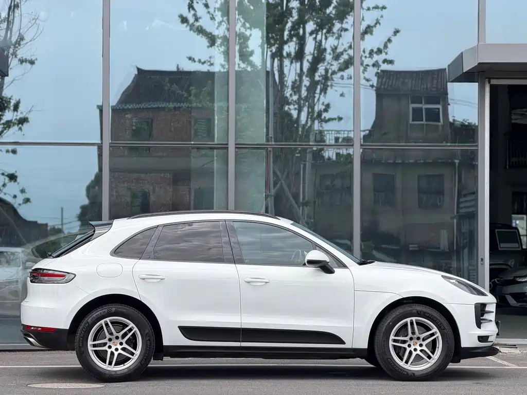 Porsche Macan 2020 — фото 2
