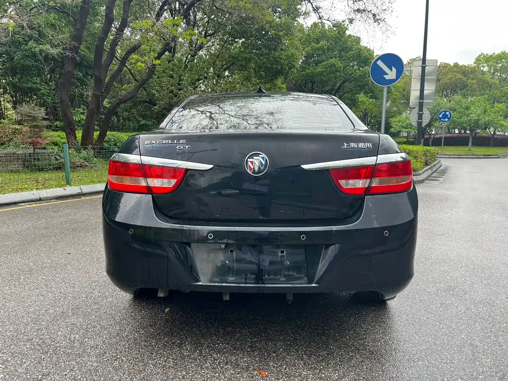 Buick Excelle 2013