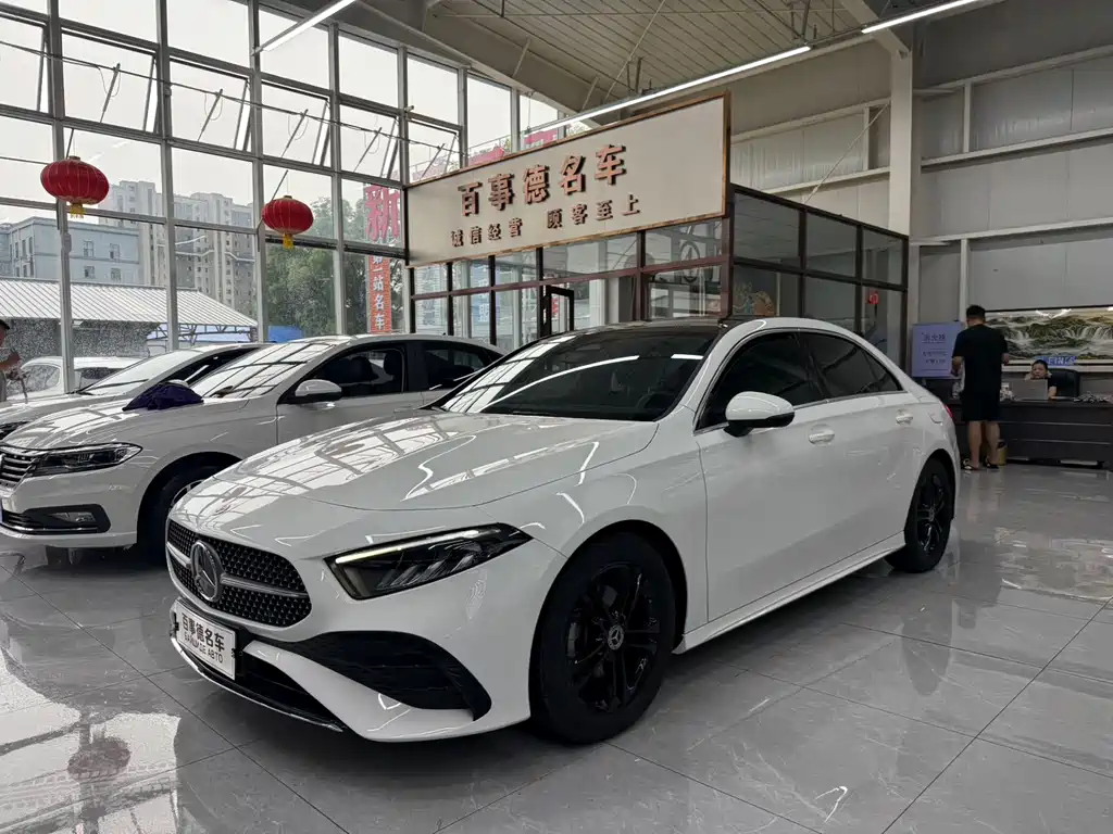 Mercedes-Benz A-Class 2023