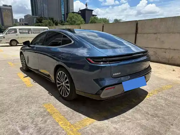 Geely Galaxy Starshine 8 2025