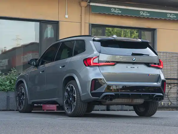 BMW X1 M35Li 2025