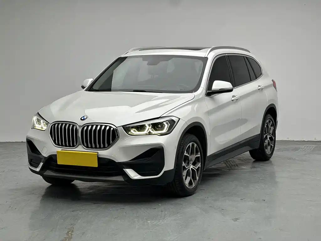 BMW X1 2020 — фото 1