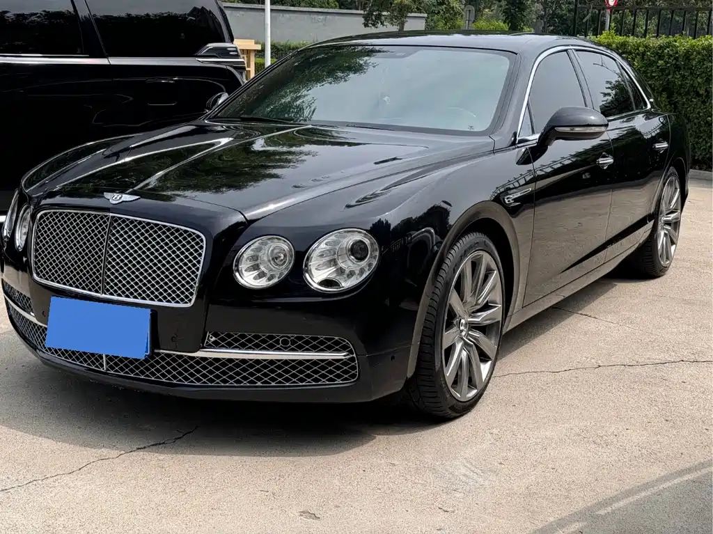 Bentley Flying Spur 2015 — фото 2