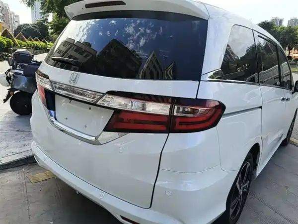 Honda Odyssey 2015