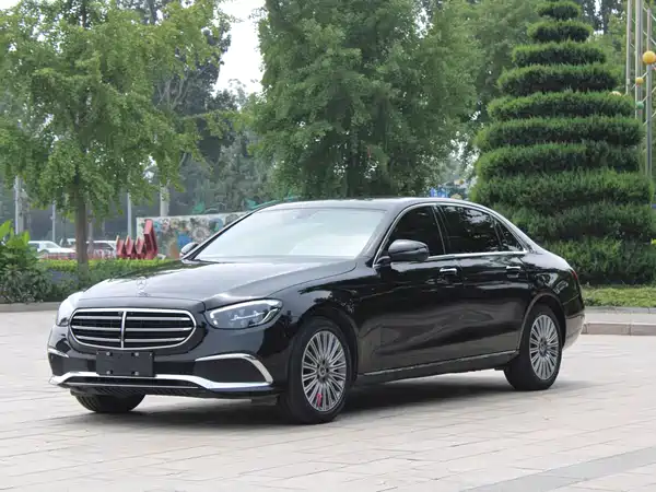 Mercedes-Benz E-Class 2023