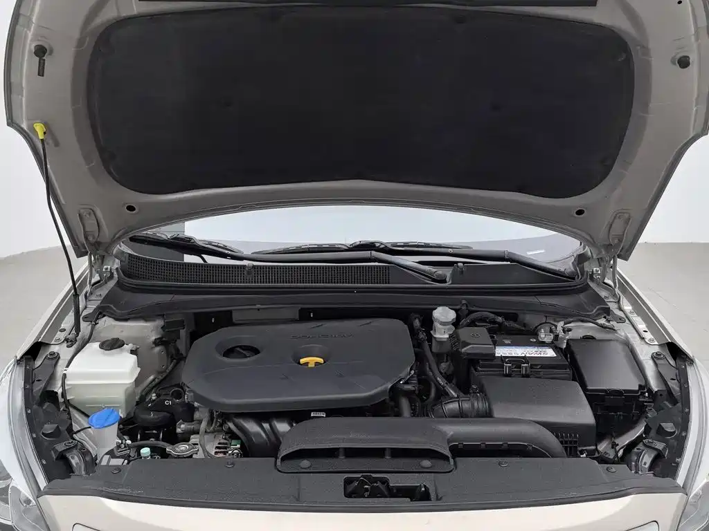 Hyundai Mistra 2016 — фото 6