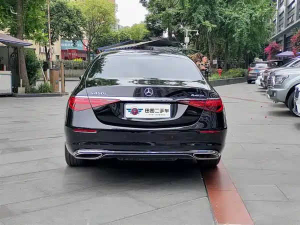 Mercedes-Benz S-Class 2022