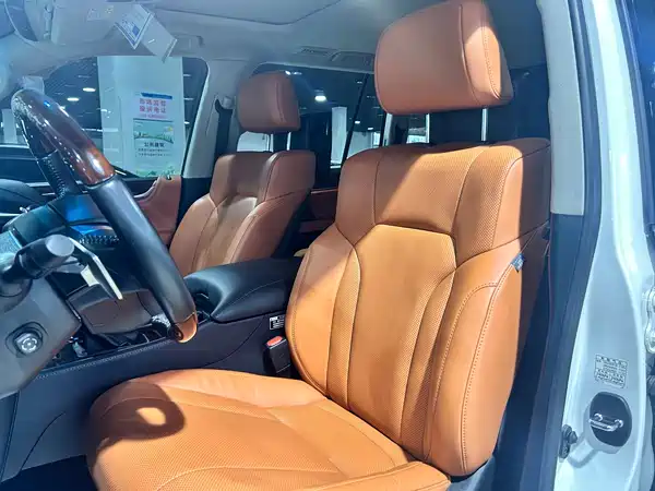 Lexus LX 2017
