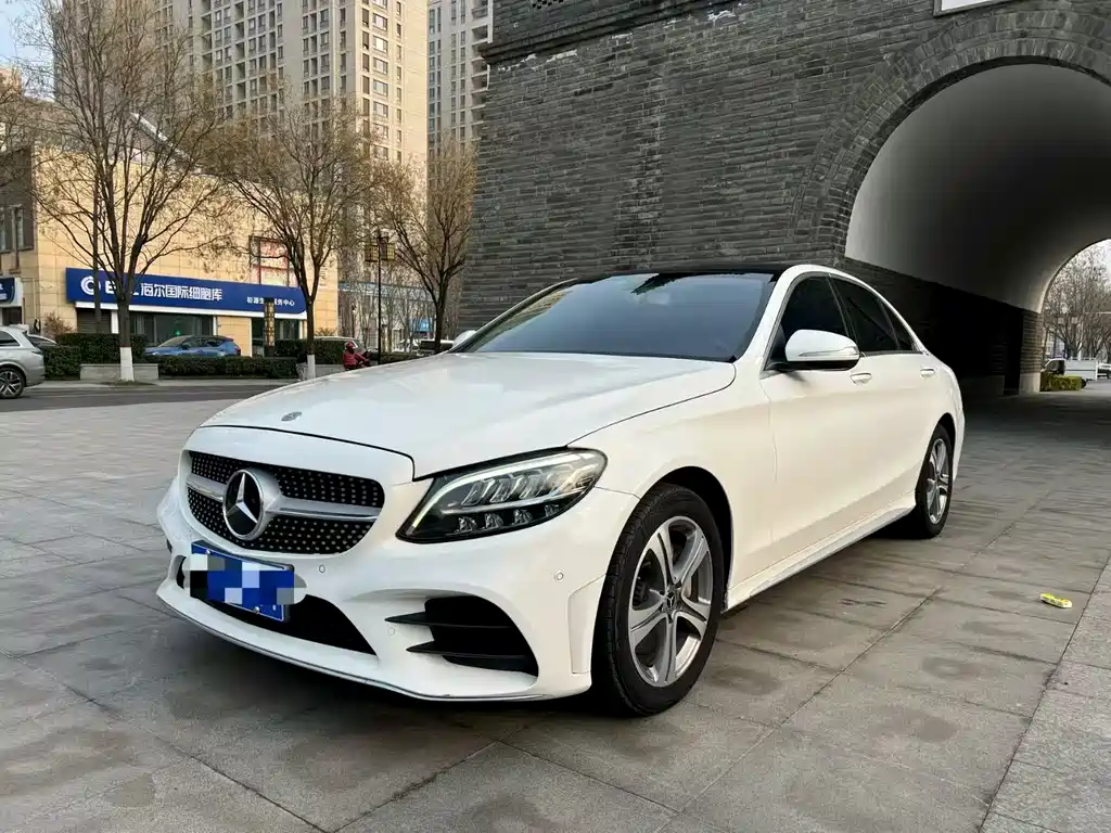 Mercedes-Benz C-Class 2020 — фото 1