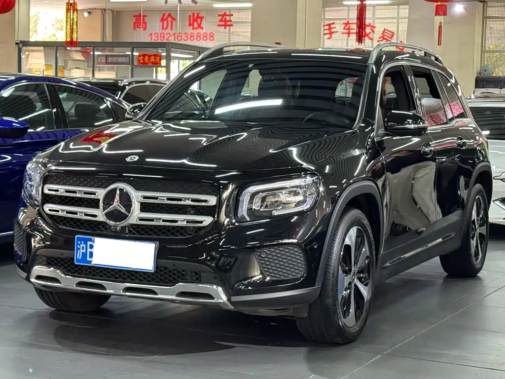 Mercedes-Benz GLB 2023 — фото 1