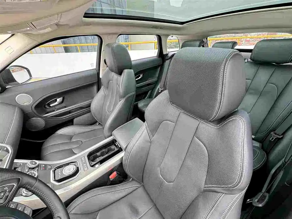 Land Rover Range Rover Evoque 2015 — фото 15