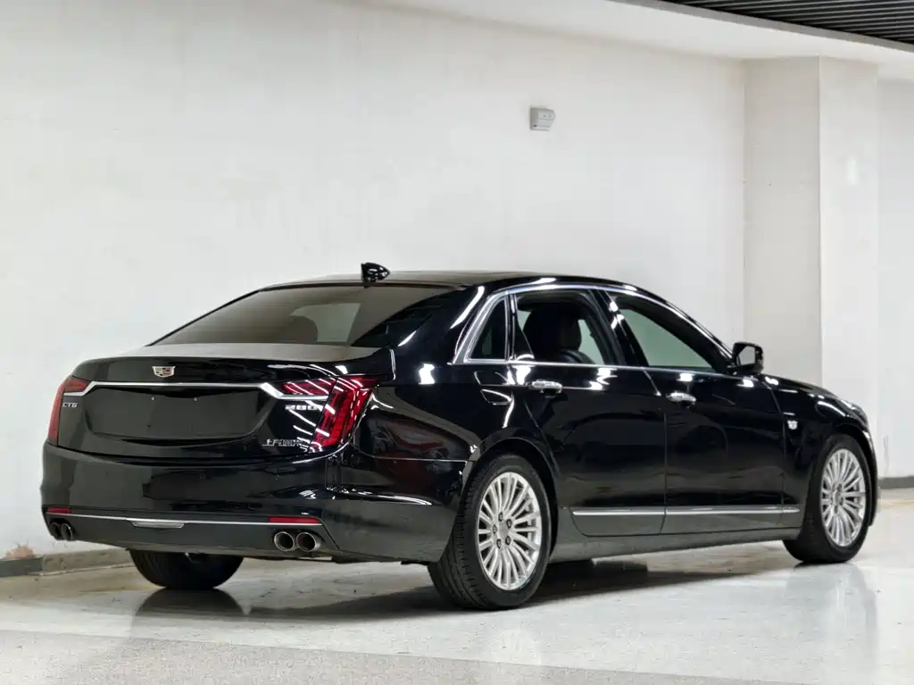 Cadillac CT6 2021 — фото 9