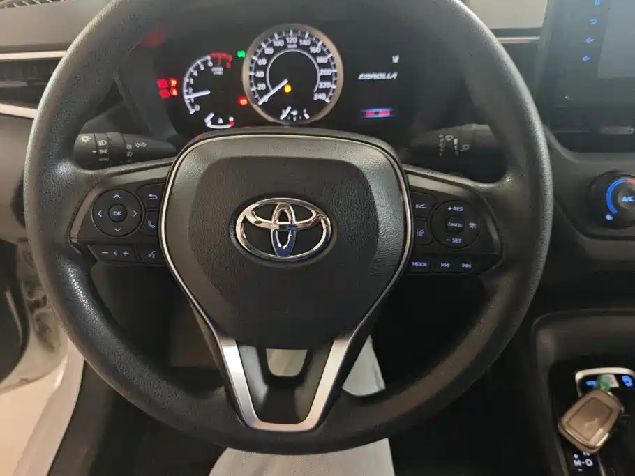 Toyota Corolla 2022 — фото 15