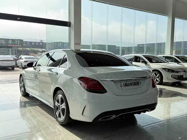 Mercedes-Benz C-Class 2019