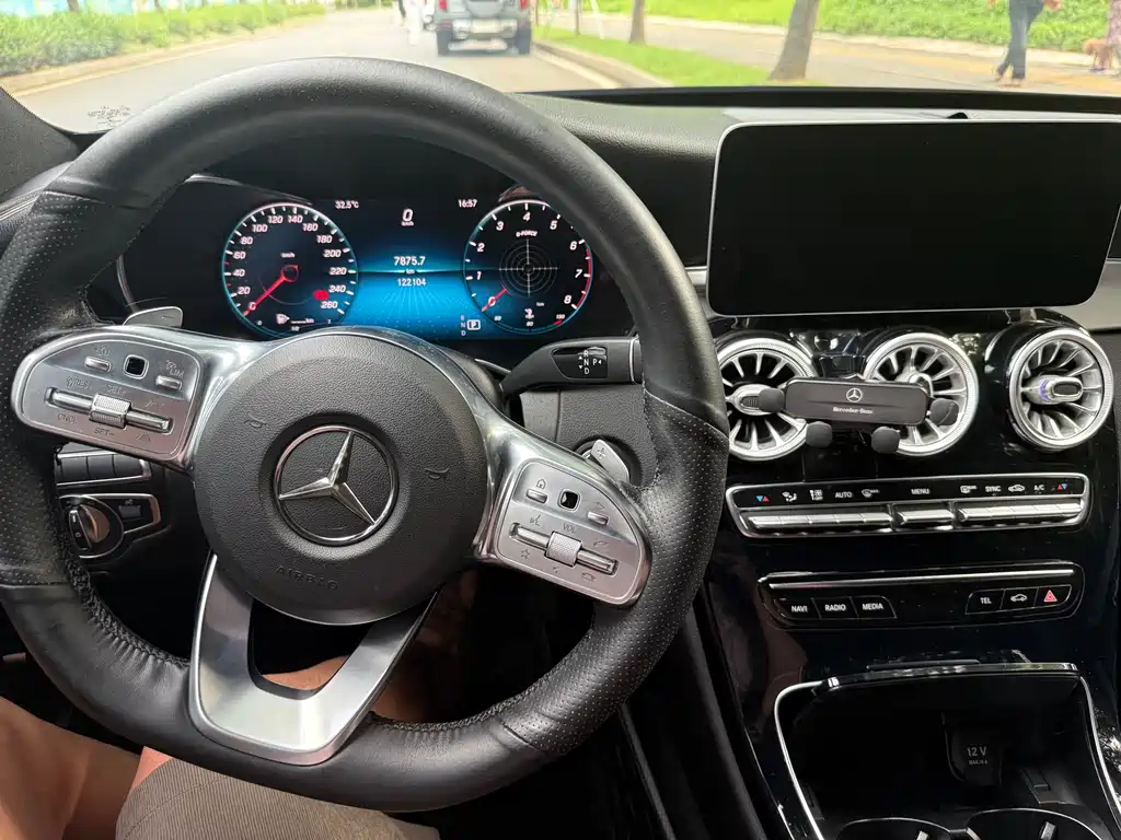 Mercedes-Benz C-Class 2018