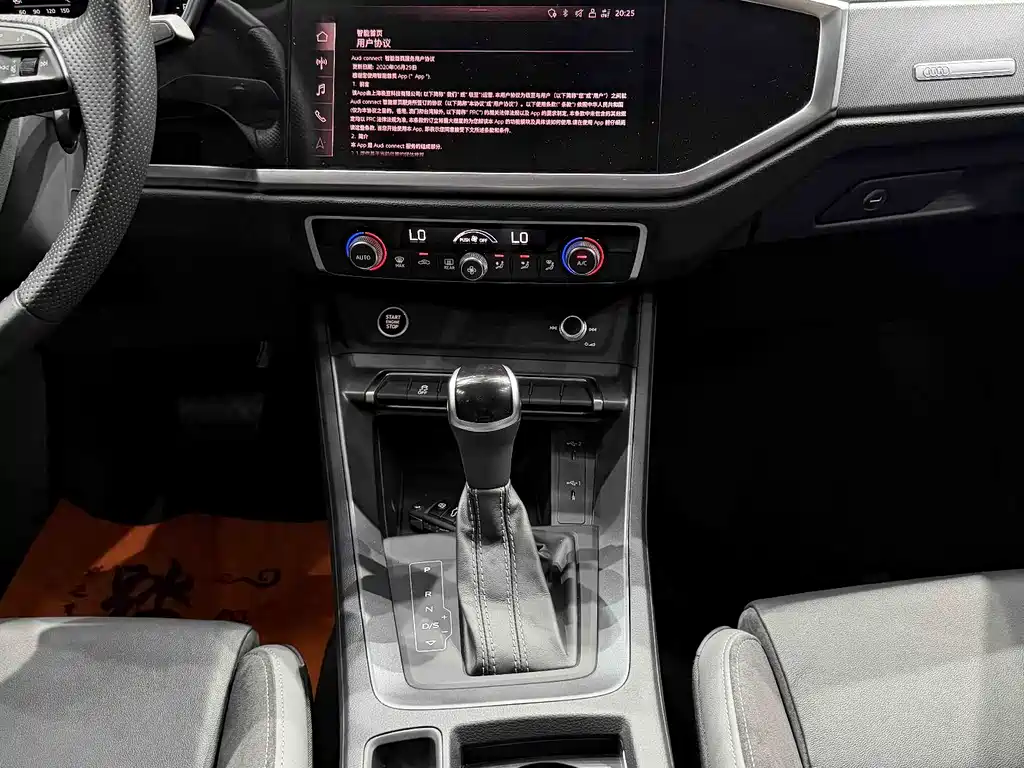 Audi Q3 Sportback 2022 — фото 19