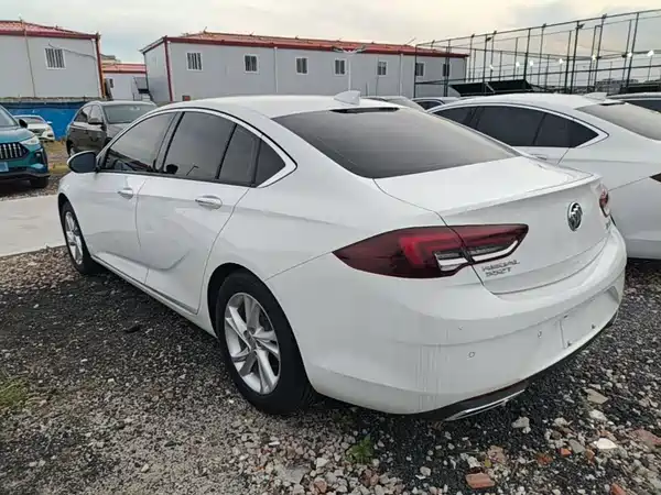 Buick Regal 2021